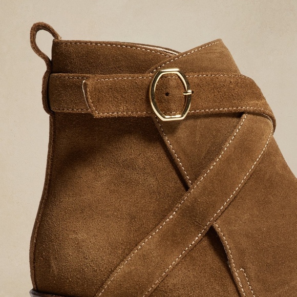 New photos! BANANA REPUBLIC Ankle Suede Boots w/ Gold Buckle, Black, Size 9 - Picture 10 of 13